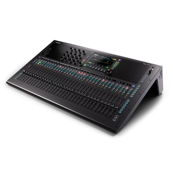 Digital Mixing Console With 32 Faders and 16x16 Dante, Qu-7D