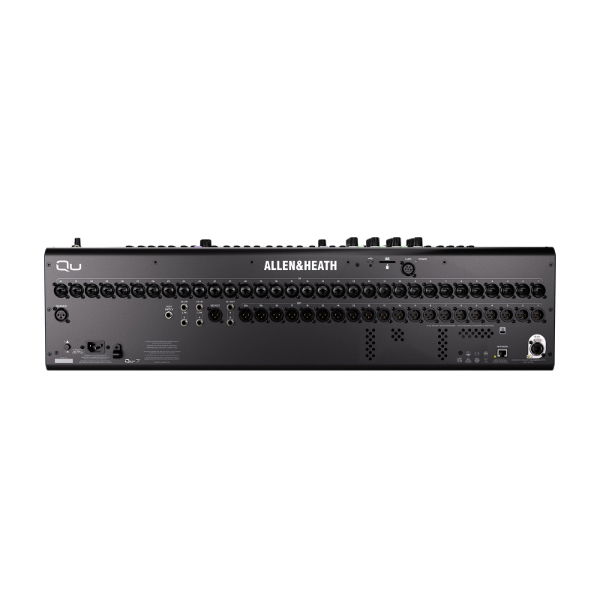 Digital Mixing Console With 32 Faders, Qu-7