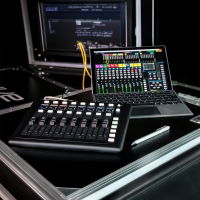 IP8/XIP8 Remote Controller for dLive 8 Motorised Faders, IP8/240X