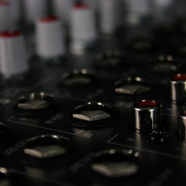 Compact Stereo Mixer, ZED-18 